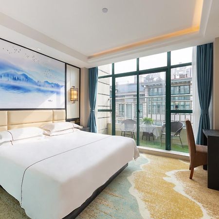 Yiwu Luckbear Hotel Экстерьер фото