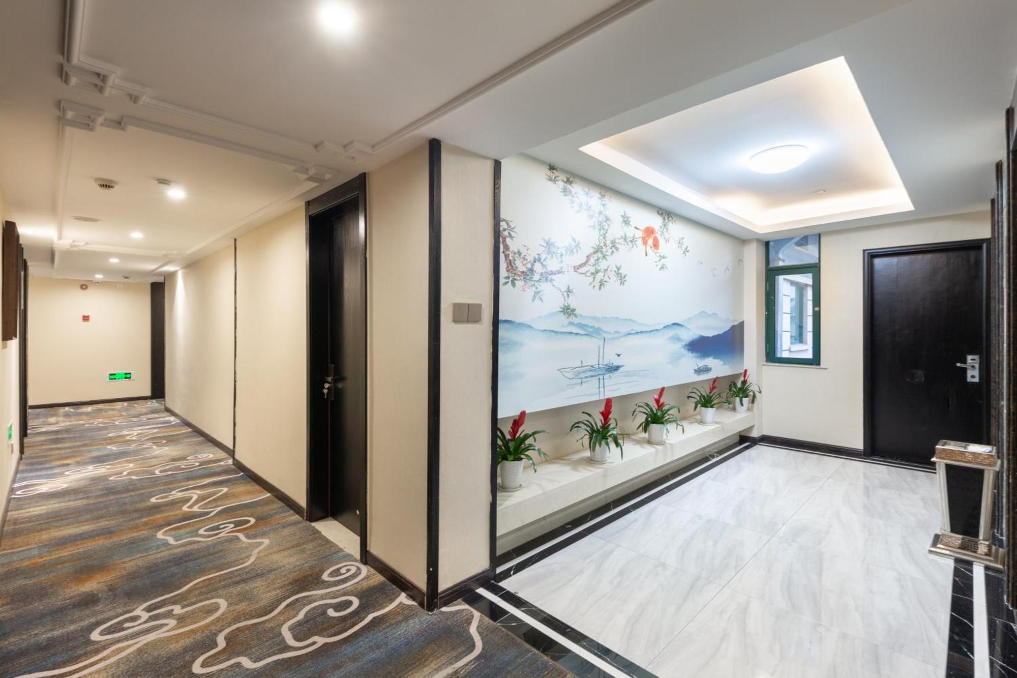 Yiwu Luckbear Hotel Экстерьер фото