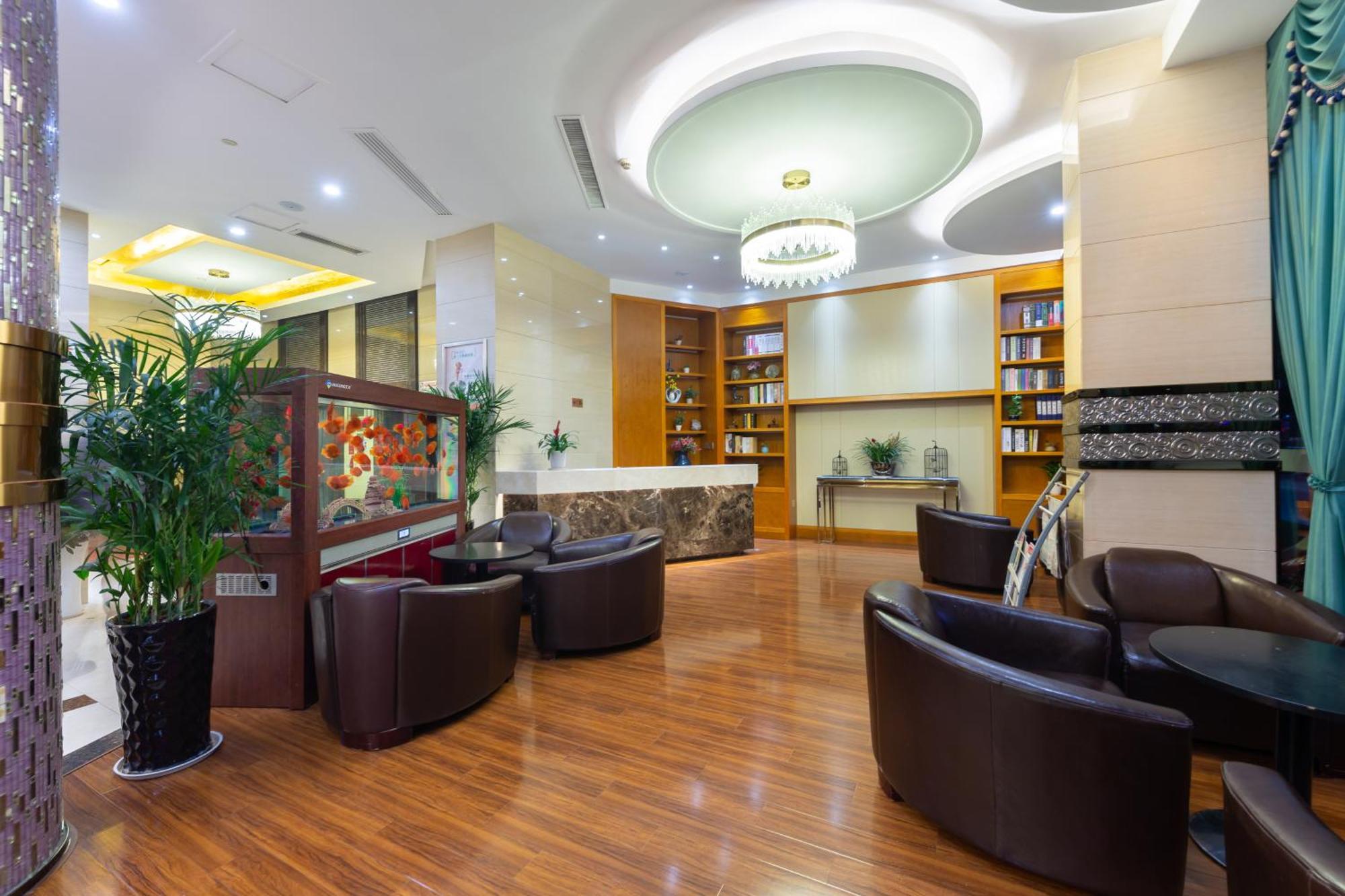 Yiwu Luckbear Hotel Экстерьер фото