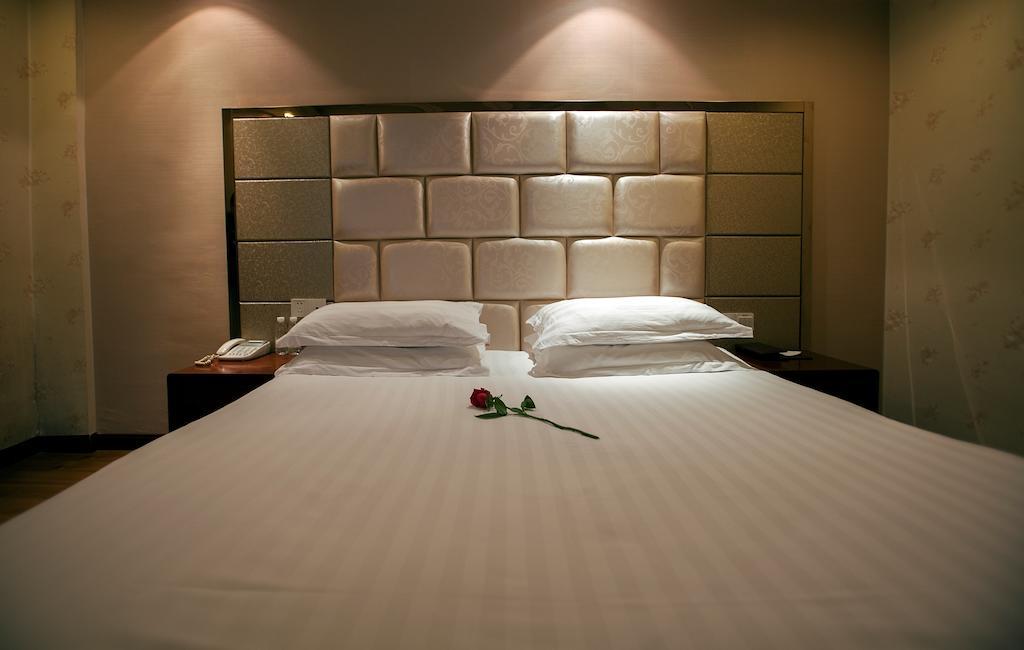 Yiwu Luckbear Hotel Номер фото