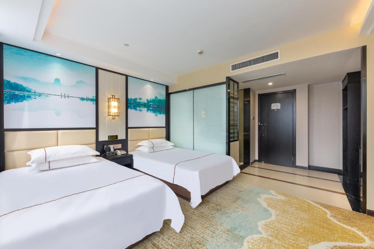 Yiwu Luckbear Hotel Экстерьер фото