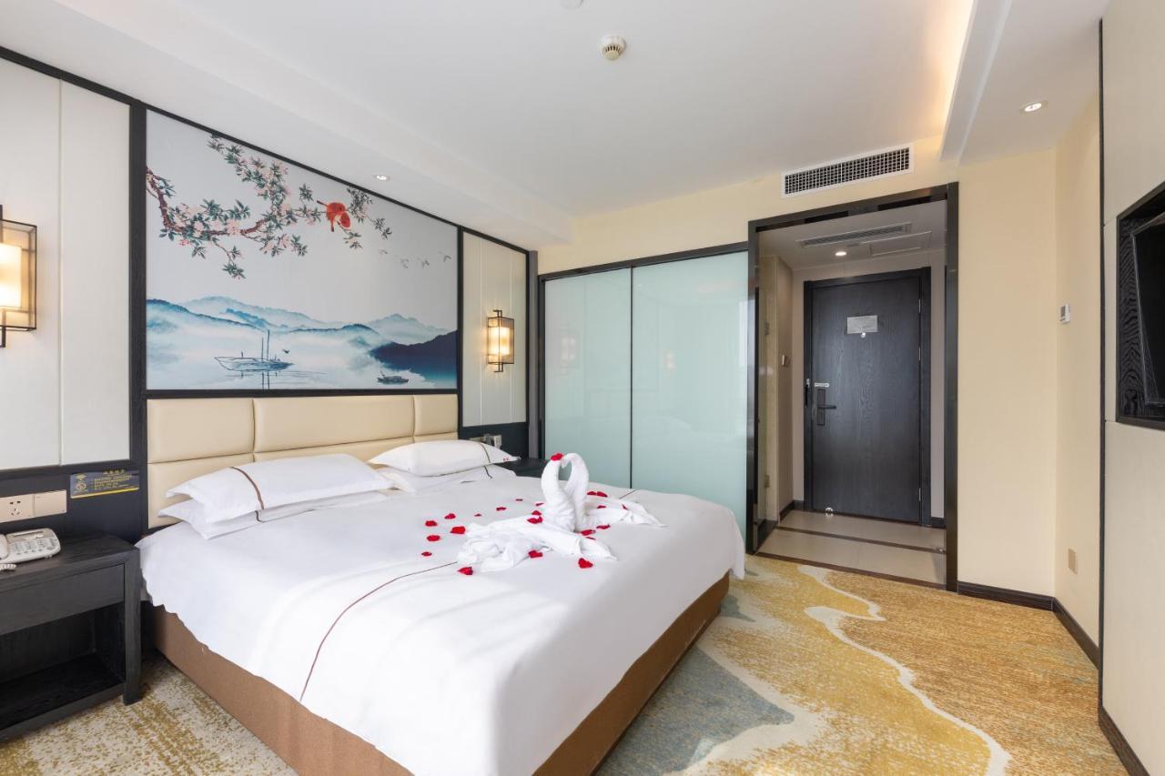 Yiwu Luckbear Hotel Экстерьер фото